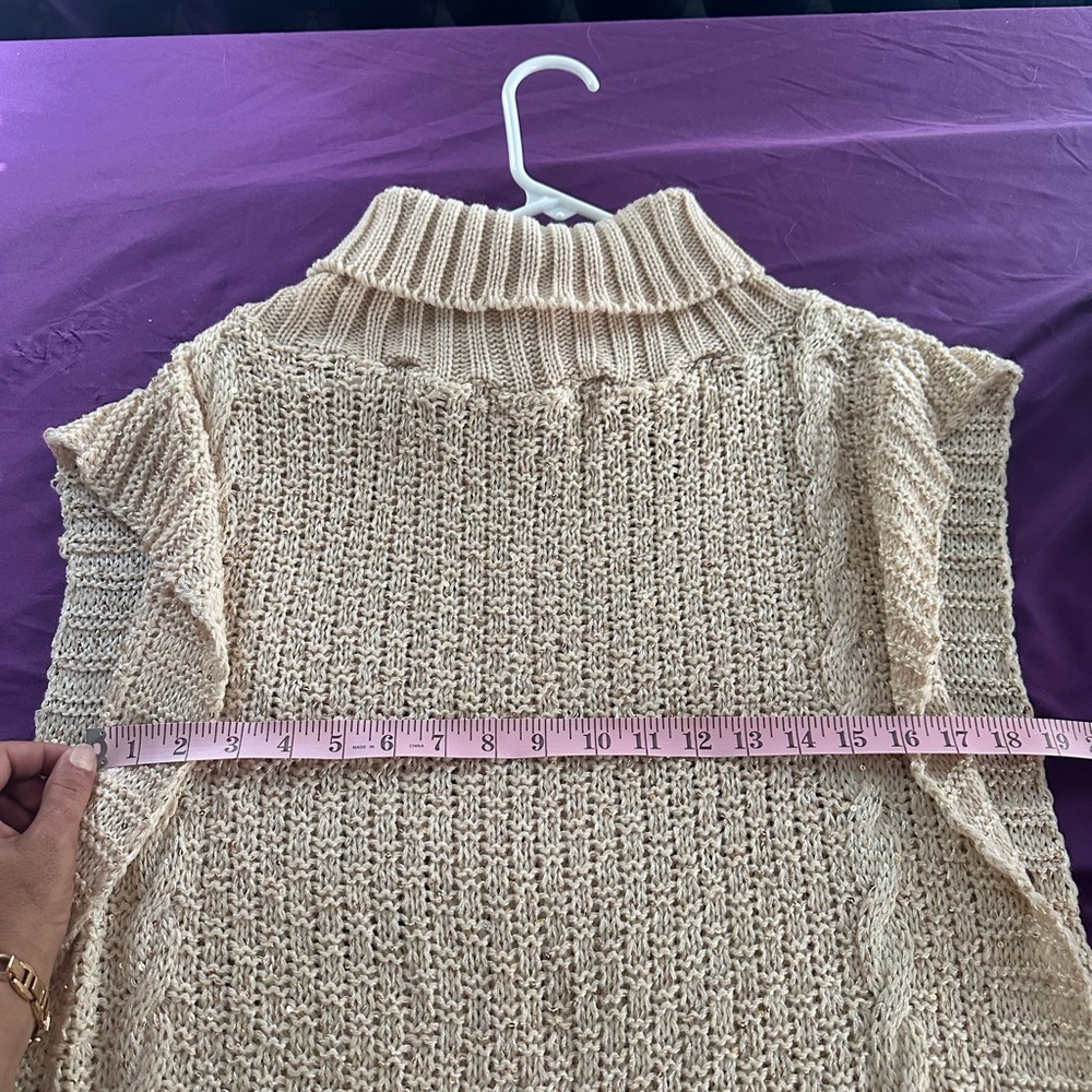 Sweater - Picture 8 of 8